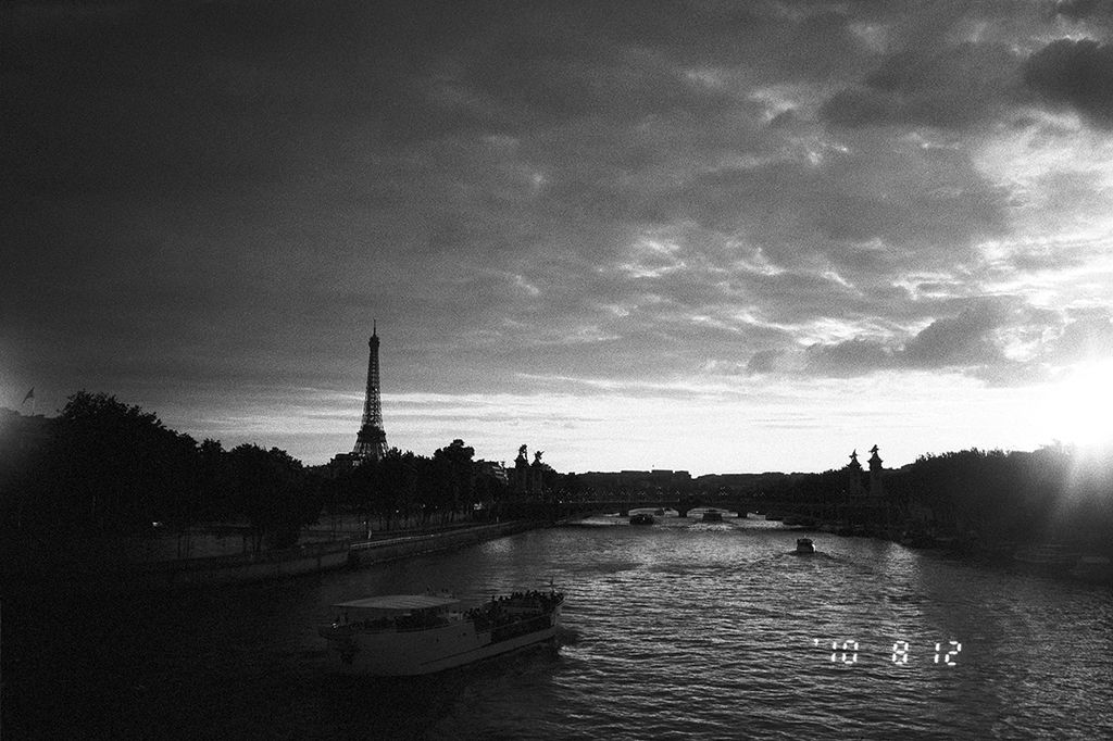 Oxalis // Lookbook // Paris - France City of Lights