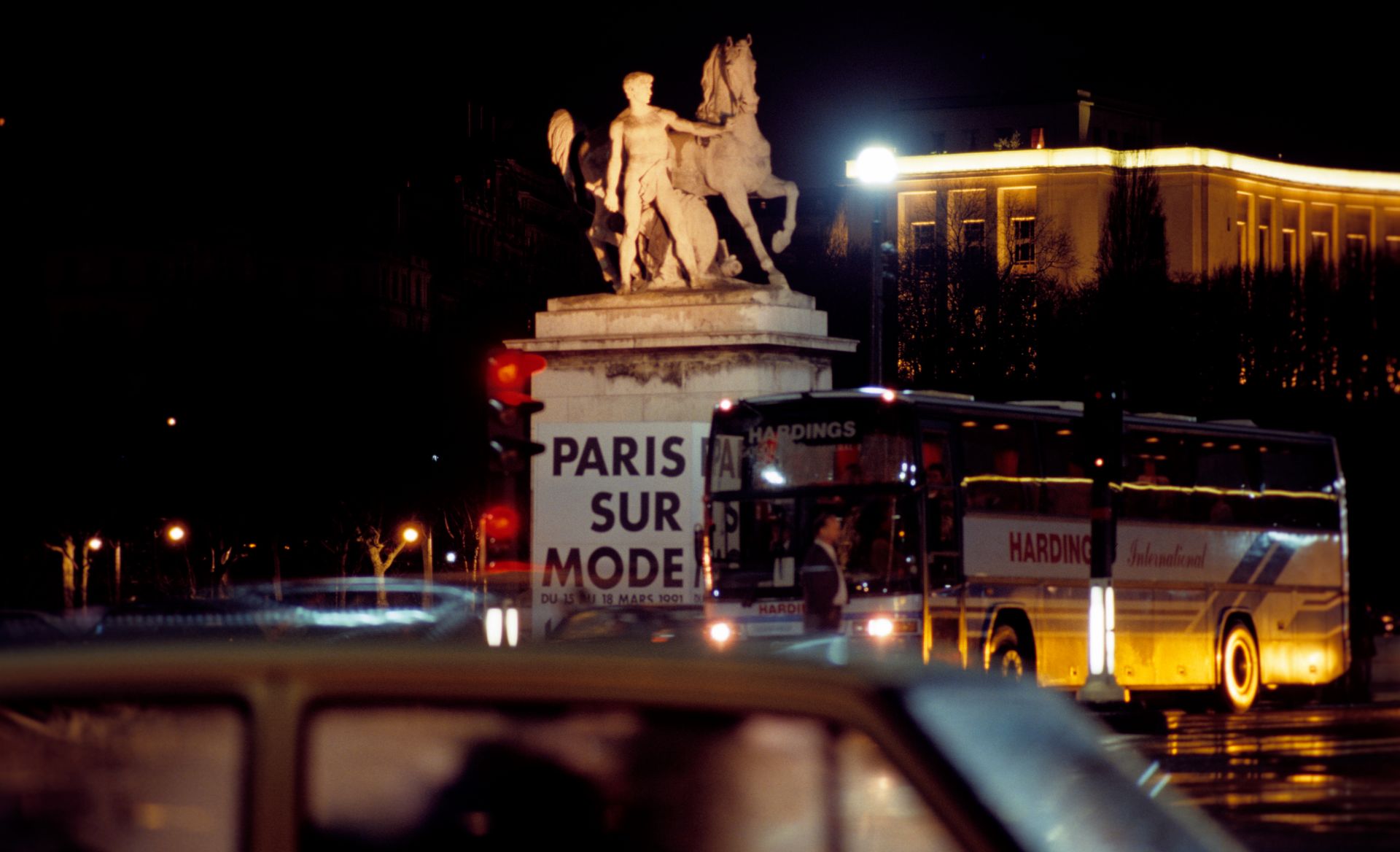Oxalis // Lookbook // Paris - France City of Lights