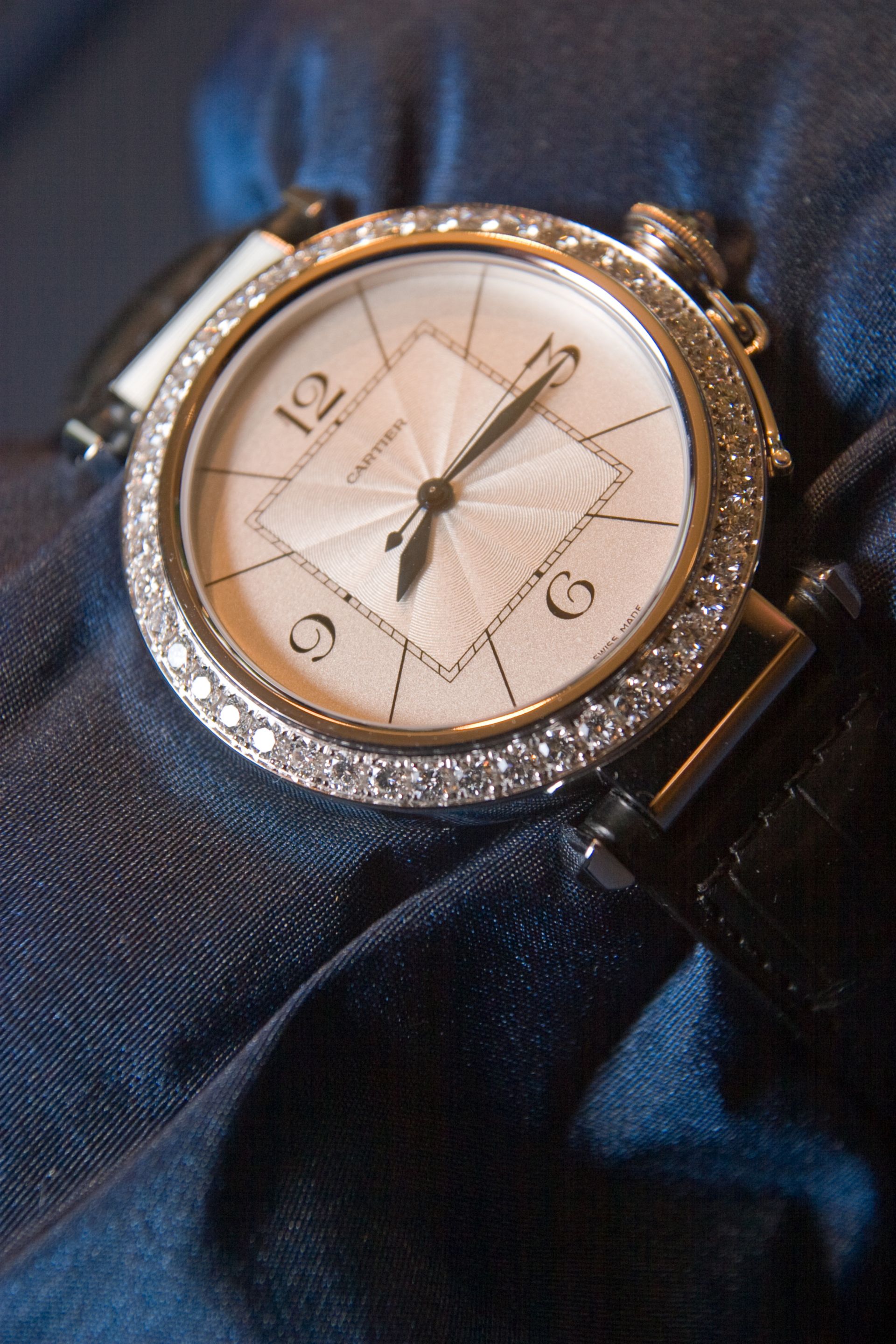 Oxalis // Lookbook // Paris - France Poor watches